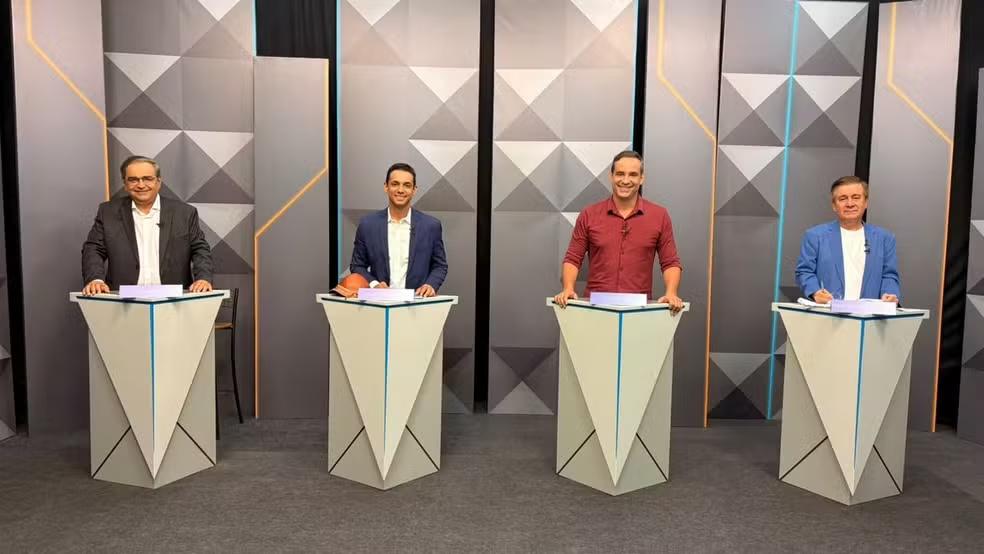 Acusações sobre medicamentos, saúde e alianças presidenciais marcam último debate pelo Governo do RN